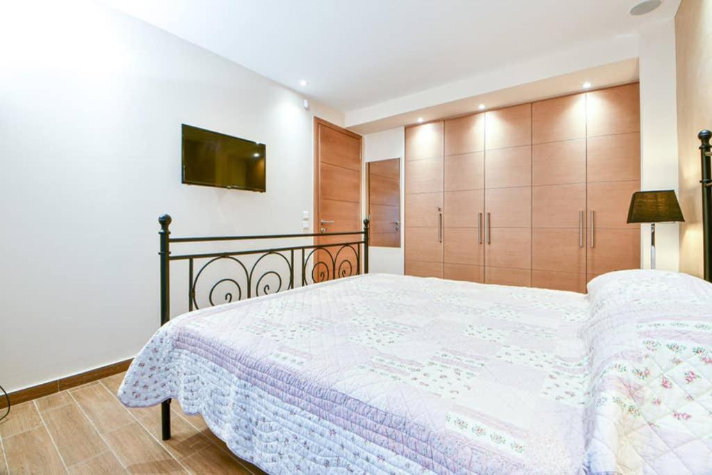 Modern Hospitality, With Private Garden, Apartment