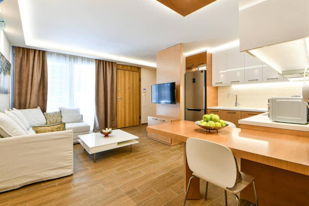Modern Hospitality, With Private Garden, *